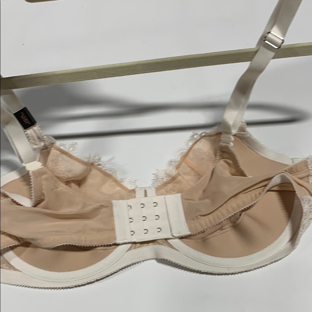 Victoria's Secret Dream Angels Unlined Push Up w/o Padding Bra Cream Beige- 7111 - Picture 7 of 11